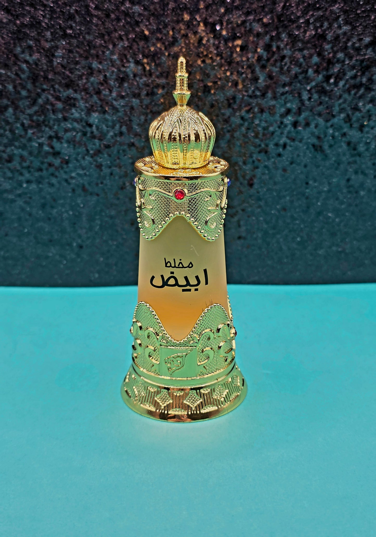 Afnan Abiyad Mukhallat concentrated oil