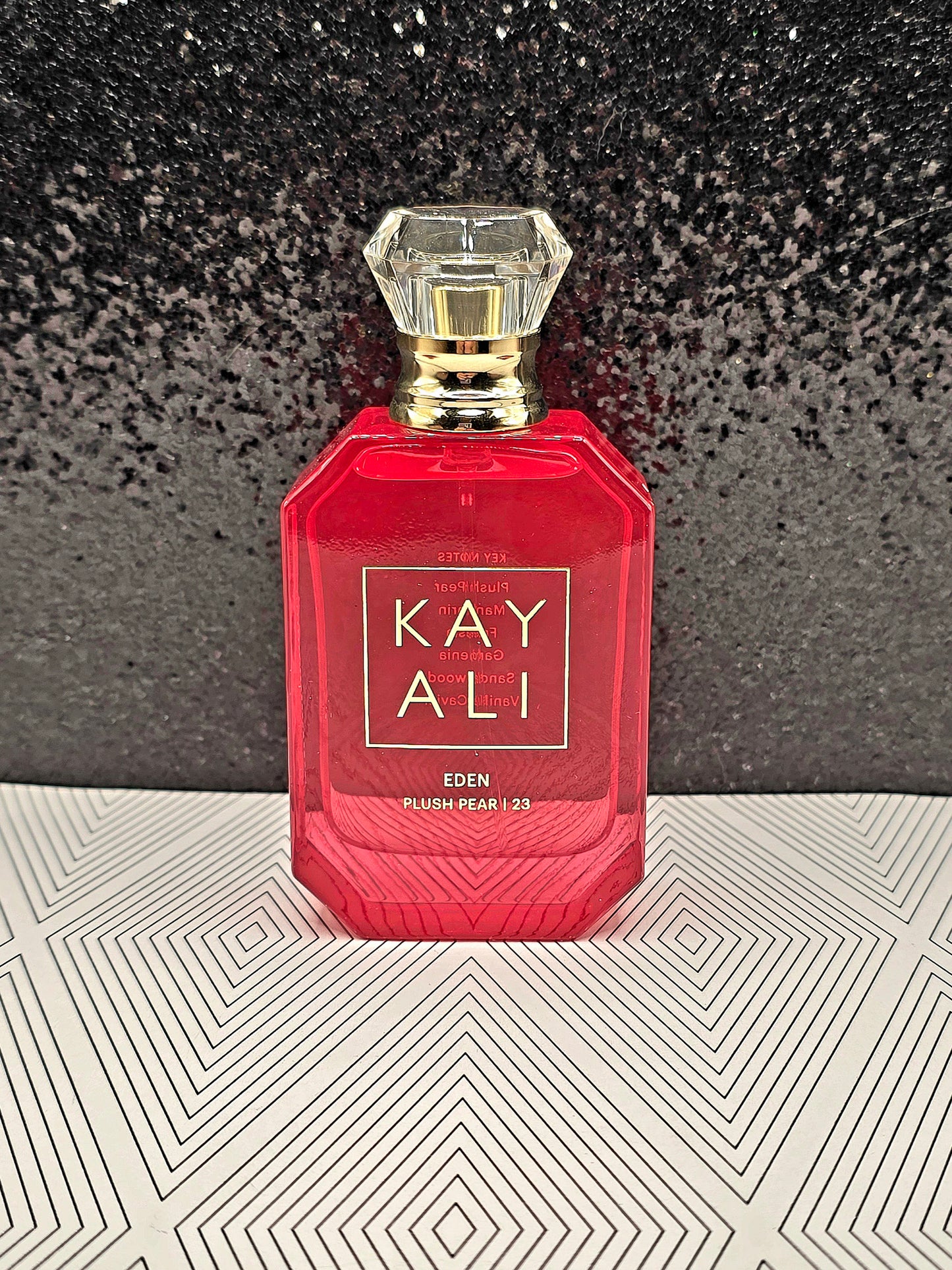 Kayali Eden Plush Pear