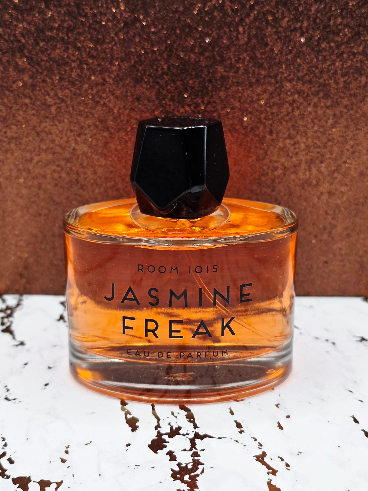 Room 1015 Jasmine Freak